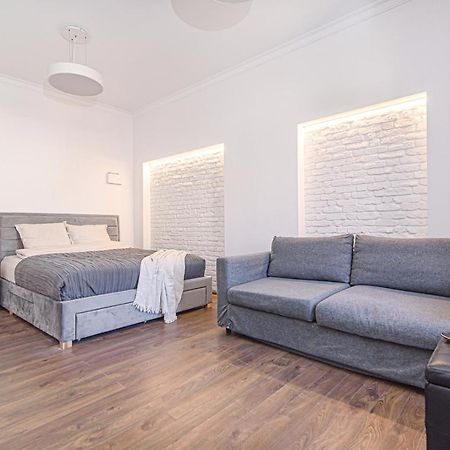 Welcoming Studio In Historic Vilnius With Free Parking By Urban Rent Apartment Exterior foto