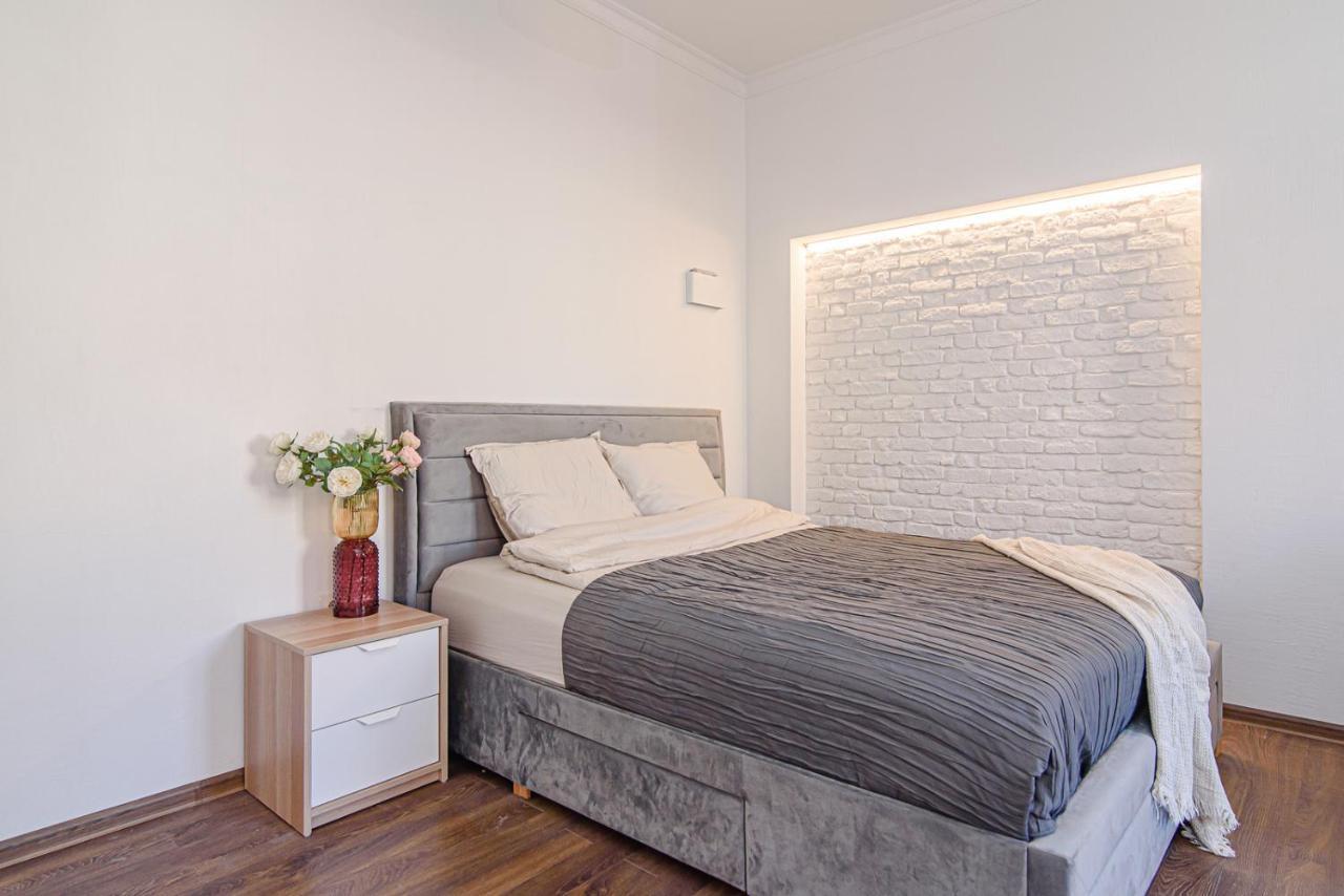 Welcoming Studio In Historic Vilnius With Free Parking By Urban Rent Apartment Exterior foto