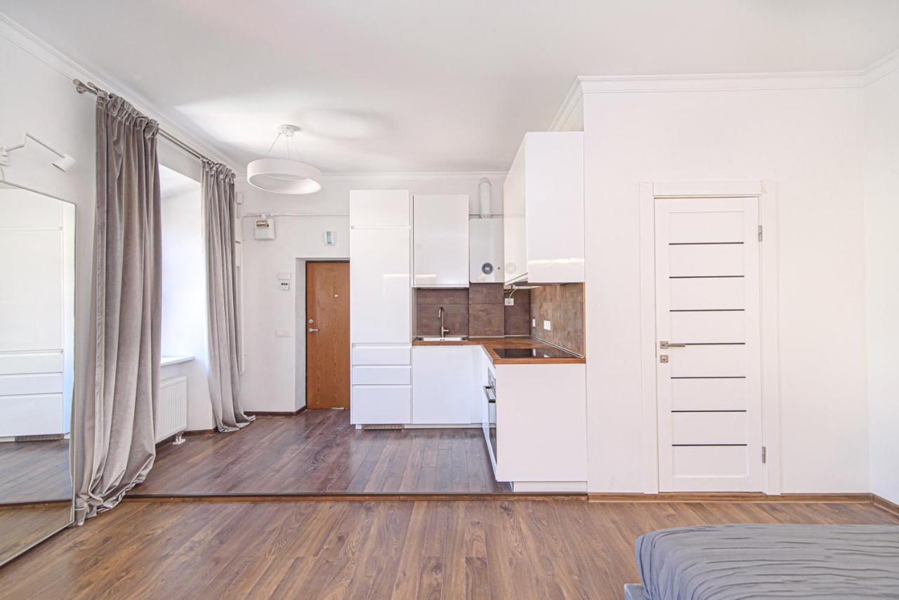 Welcoming Studio In Historic Vilnius With Free Parking By Urban Rent Apartment Exterior foto